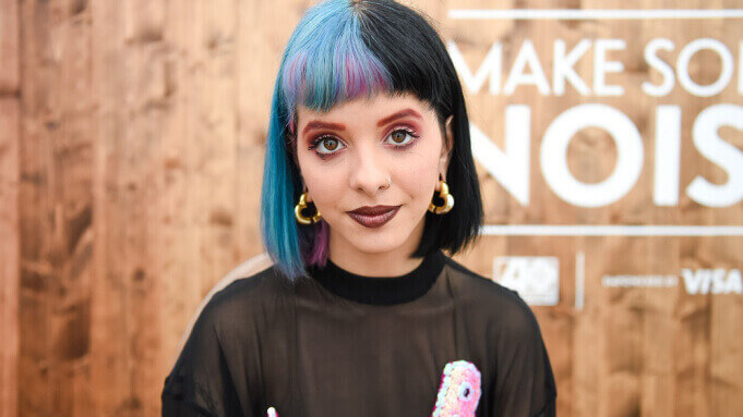 Melanie Martinez Net Worth 2022 (With Yearly Earning Highlights)