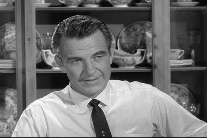 Hugh Beaumont Net Worth