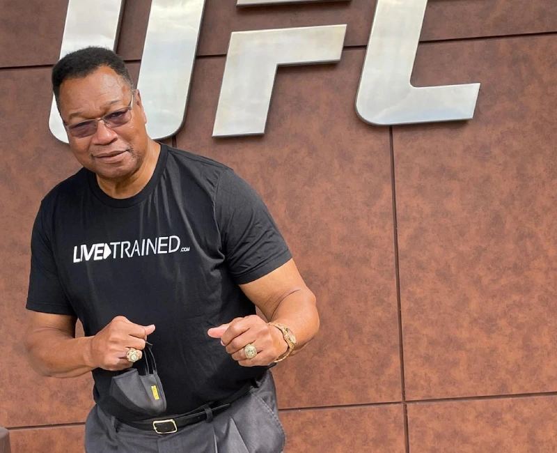 how much is Larry Holmes worth